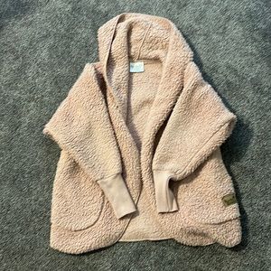 Nordic beach coat